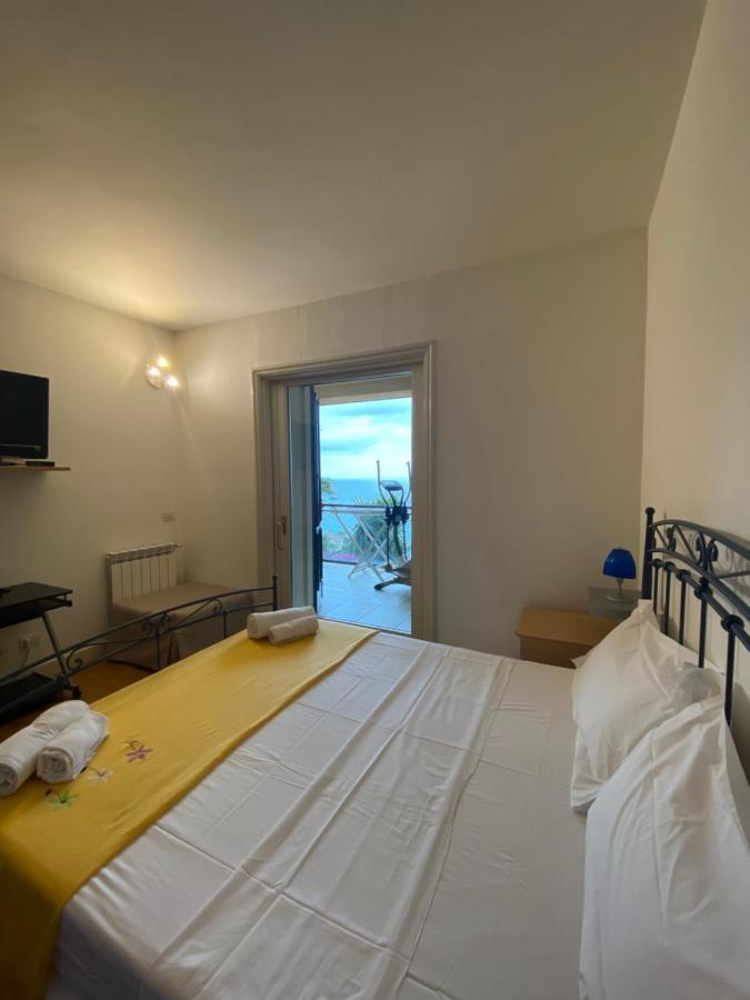 Taormina Bella Vista Apartment In Center With Pool By Taormina Holidays Kültér fotó